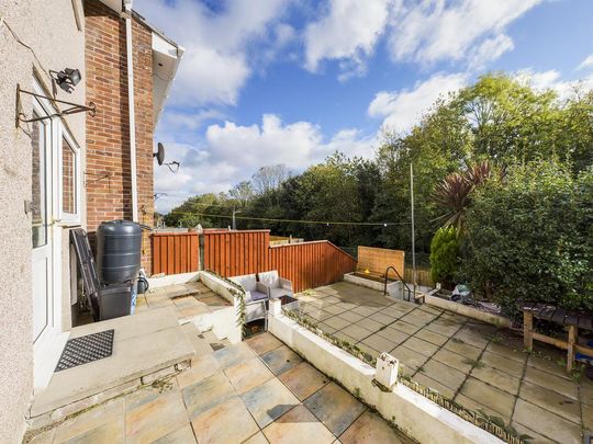 3 bedroom terraced house to rent - Photo 1