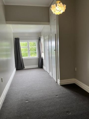 Handy two-bedroom - Photo 3