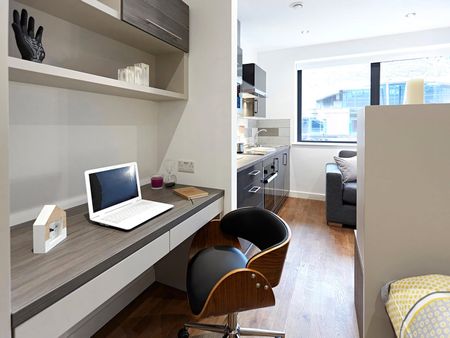 Apt 32, Havana Residence - Photo 4