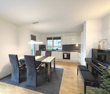 Moderne 2,5 Zimmer Erdgeschosswohnung mit großer Südterrasse in Fin... - Photo 2