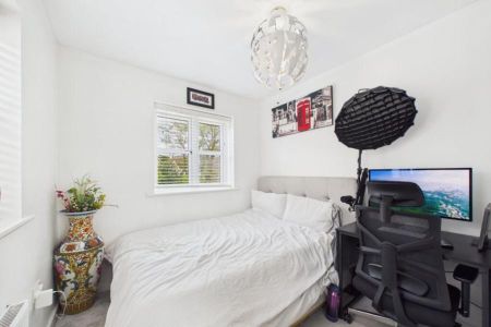 3 bedroom detached house to rent - Photo 5