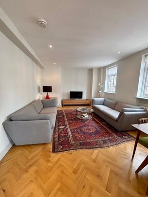 2 Bed Flat, Green Street, W1K - Photo 1