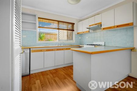 Townhouse living in the heart of Balaclava - Photo 4