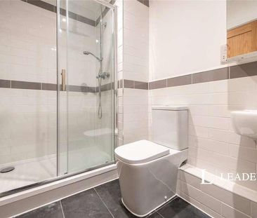 Fountain View, Commercial Road, Portsmouth, Hampshire, PO1 - Photo 5