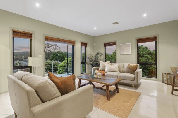 Beautiful Family Home - Photo 1