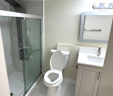 For Lease - 3266 MINTWOOD Circle Unit# STUDIO BASEMENT, Oakville, O... - Photo 4