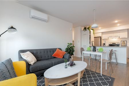 1065 Des Francs-Bourgeois Street, Boisbriand, QC - Photo 4