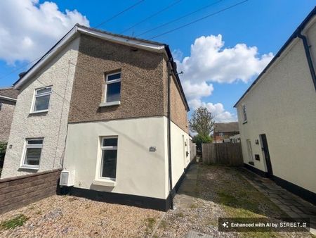 2 bedroom semi-detached house to rent - Photo 2