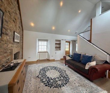 2 bedroom semi-detached house to rent - Photo 2