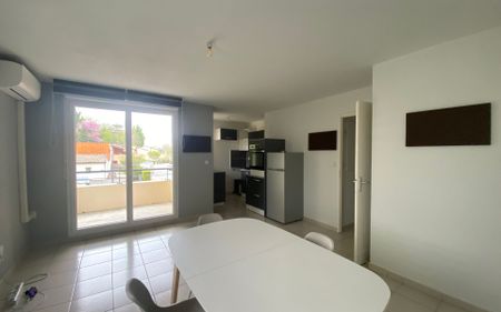 Appartement à louer 2 pièces • Castelnau-d'Estrétefonds - Photo 2