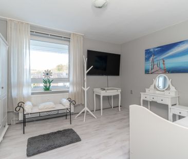 Vollständig renovierte 3 Zimmer Wohnung mit Balkon und Einbauküche! - Foto 1