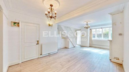 5 bedroom semi-detached house to rent - Photo 4