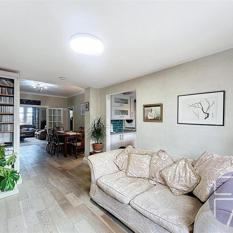 4 bedroom house to rent - Photo 1