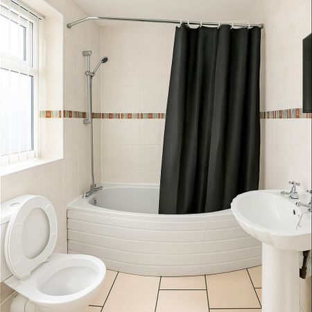 Room in a Shared House, Norwood Grove, B19 - Photo 4