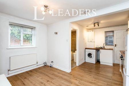 1 bedroom maisonette to rent Tonbridge Road, Hildenborough, Tonbridge, TN11 - Photo 2