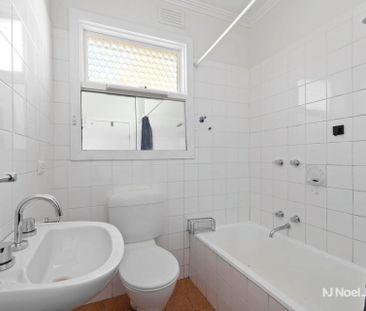 10 Lorienne Street, HEATHMONT - Photo 3