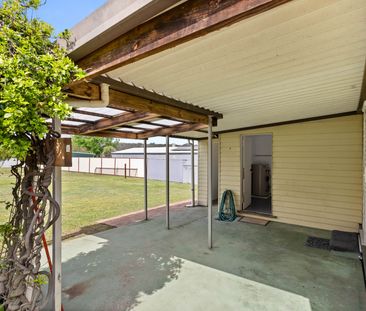 76 Brunker Street, Kurri Kurri NSW 2327 - House For Rent | Domain - Photo 6