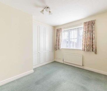 Kingfisher Close, Harrow Weald, HA3 - Photo 2