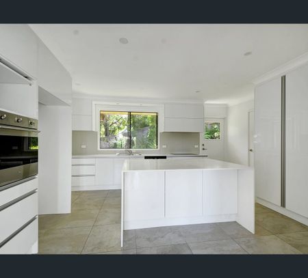 11 Chifley Close, Wahroonga, NSW 2076 - Photo 3