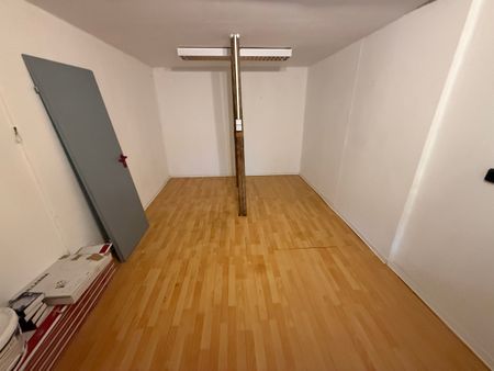 S-Wangen: Großzügige 4-Zi.-Whg. * 96 qm Wfl. * TL-Bad * gute Lage * WG-möglich! - Photo 3