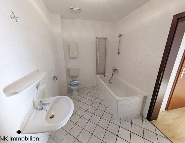 ++ gemütliche 3-Raum Dachgeschosswohnung auf der Gießerstraße - auf Wunsch mit Einbauküche ++ - Photo 1