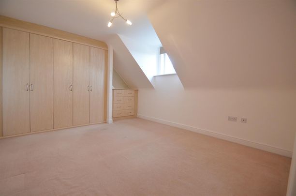 Gladstone Court, Wood Lane, Ruislip, HA4 - Photo 1