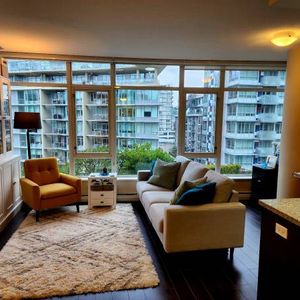 $2,800 / 1br - 550ft2 - Olympic Village 1 BR+flex+parking+storage lock - Photo 2