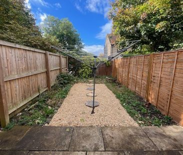 Charterhouse Drive, FROME - Photo 1