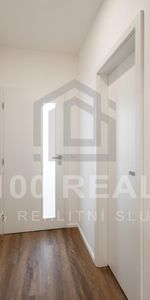 Pronájem bytu 1+kk, garsoniery 29 m², Hradec Králové - Fotografie 4