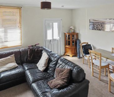 Moorend Road, Yardley Gobion, Towcester, NN12 - Photo 2