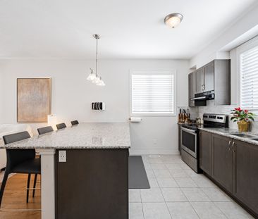 For Lease - 6 Darvoy Mews, Orleans - Convent Glen and Area, Ontario - Photo 6