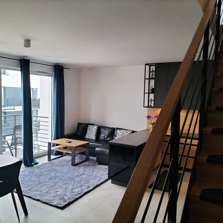 Polecamy na wynajem piękny i duży apartament - Photo 1