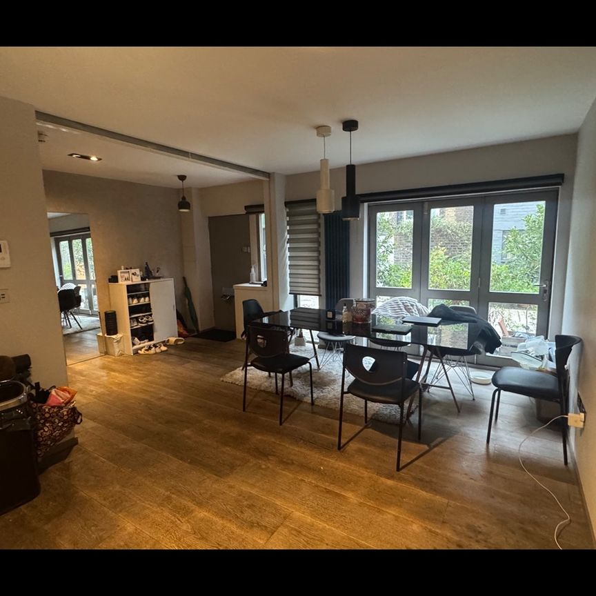 Room in a Shared Flat, Warren Mews, W1T - Photo 1