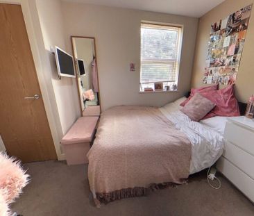 253 Tiverton Road - Photo 4