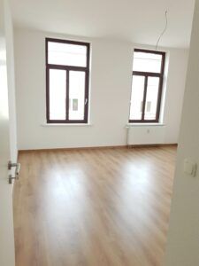 Schillerstr. 3, Wohnung 4 ~~~ Einbauküche, Balkon, Bad mit Dusche, Abstellraum, Keller, Stellplatz - Foto 4