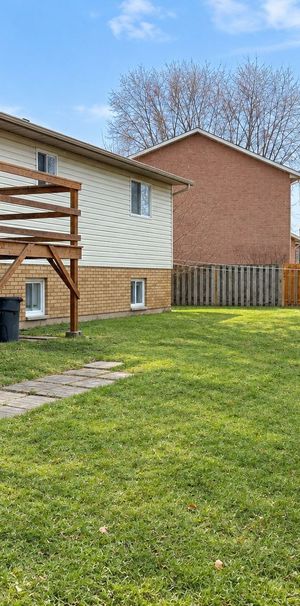 For Lease - 23 Hickory Court, Welland, Ontario - Photo 1