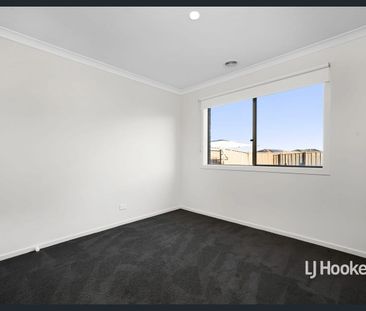 Modern Family Haven in Prime Location! APPLICATIONS NOW OPEN - Photo 4