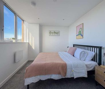 London Road, St. Leonards - Photo 6