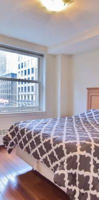 Furnished 1 Bedroom Waterfront Station 440 Richards Available Sept 1st - Photo 1