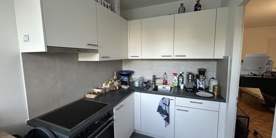 Bel appartement de 2 pièces au 3ème étage - Photo 3