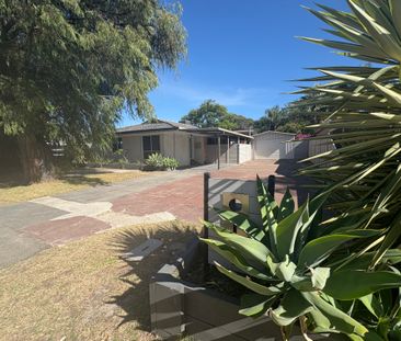 Charming 3-Bed Renovated Home with Amazing Outdoor Spaces - Photo 3