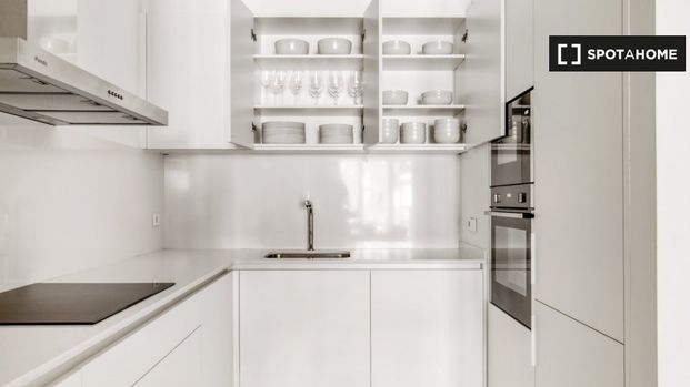 barcelona, Catalonia 08013 - Photo 1