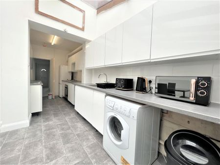 5 bedroom house share to rent - Photo 4