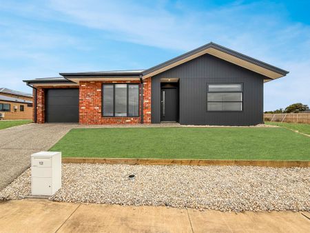 12 Primrose Drive, Waurn Ponds - Photo 4