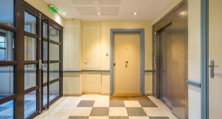 location Appartement T1 DE 31.3m² À VERSAILLES - Photo 4