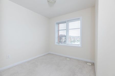 For Lease - 142 Baycliffe Crescent, Brampton, Ontario - Photo 2