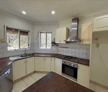 Double Brick Duplex - Photo 4