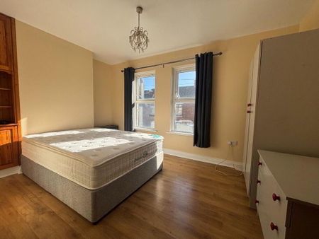 25 Benburb Street, Belfast, BT12 6JG - Photo 5