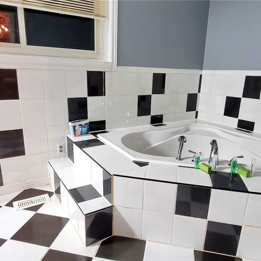 For Lease - 50 Dickson Hill Road Unit# Upper, Markham, Ontario - Photo 1