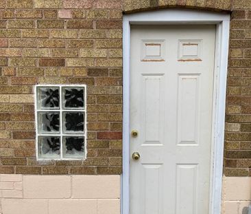 For Lease - 3 Evan Road Unit# Bsmt, Toronto, Ontario - Photo 6